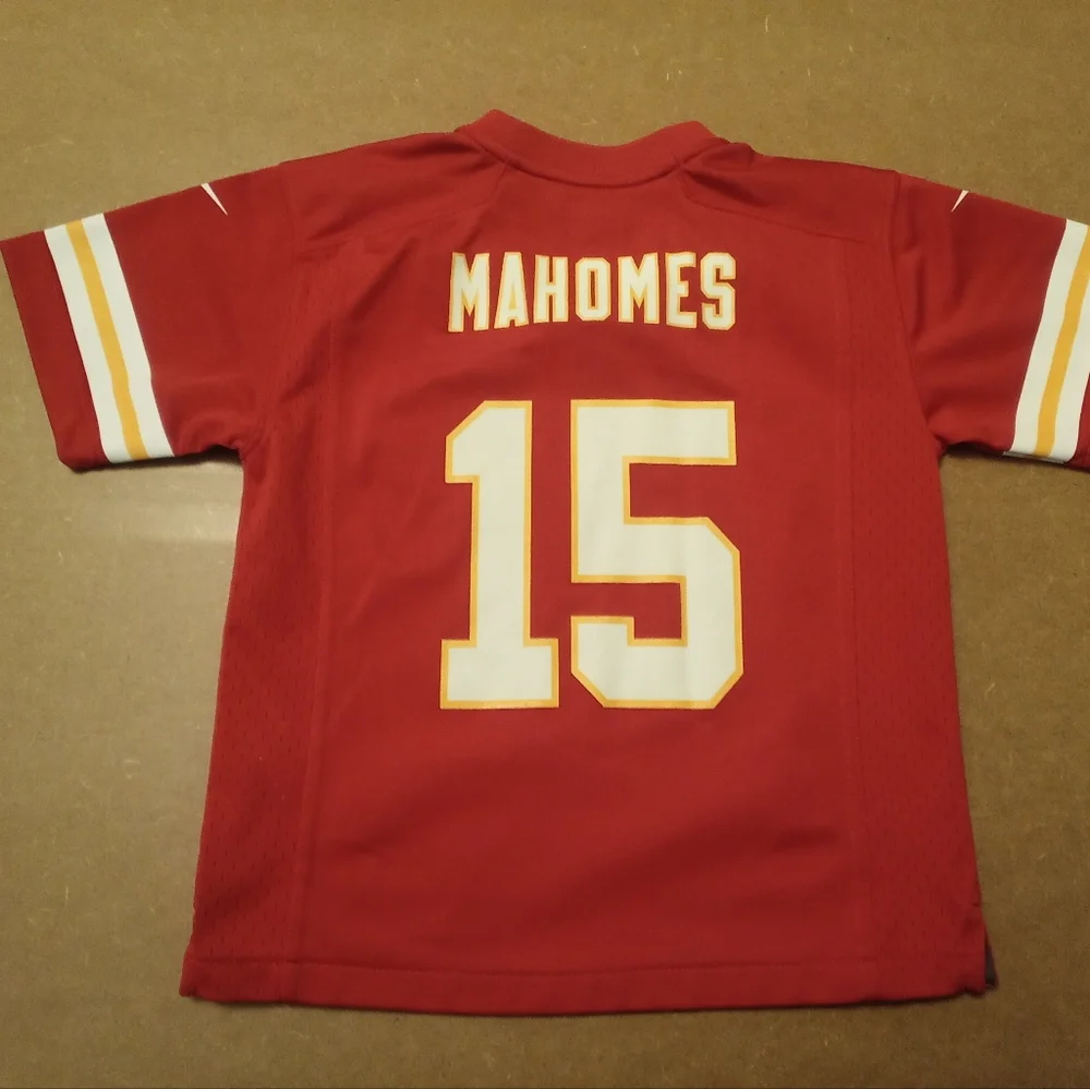 Nike Kansas City Chiefs Patrick Mahomes Jersey #15 YOUTH Medium